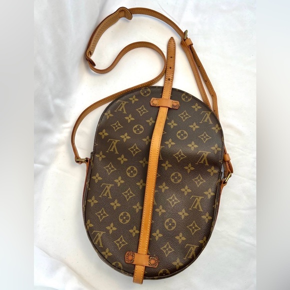 Auth. Louis Vuitton Monogram Chantilly MM Shoulder/Crossbody Bag - Picture 12 of 13